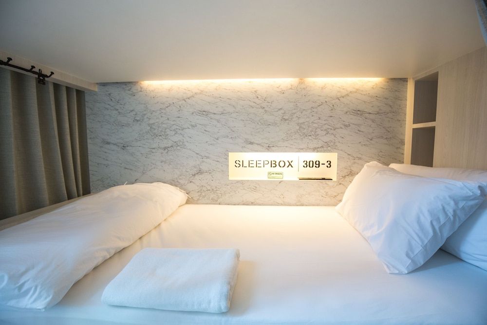 undefined Sleep Box Sukhumvit 22