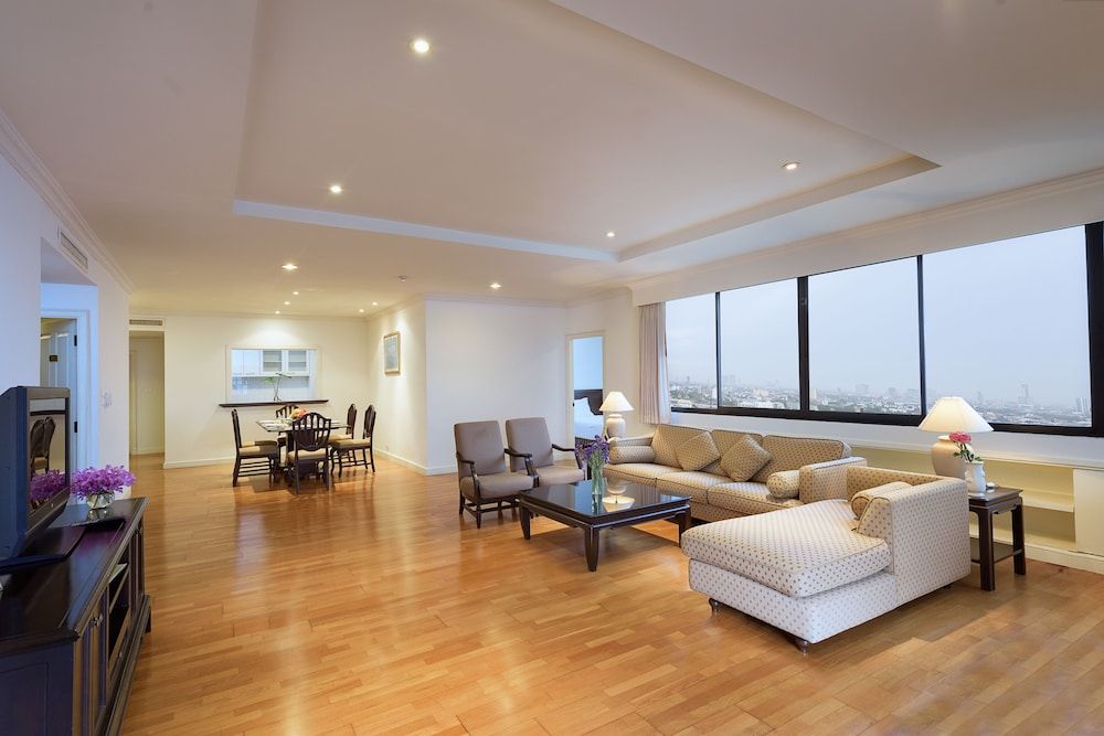 Riverine Place Hotel and Residence Deluxe Room, 3 Bedrooms 6