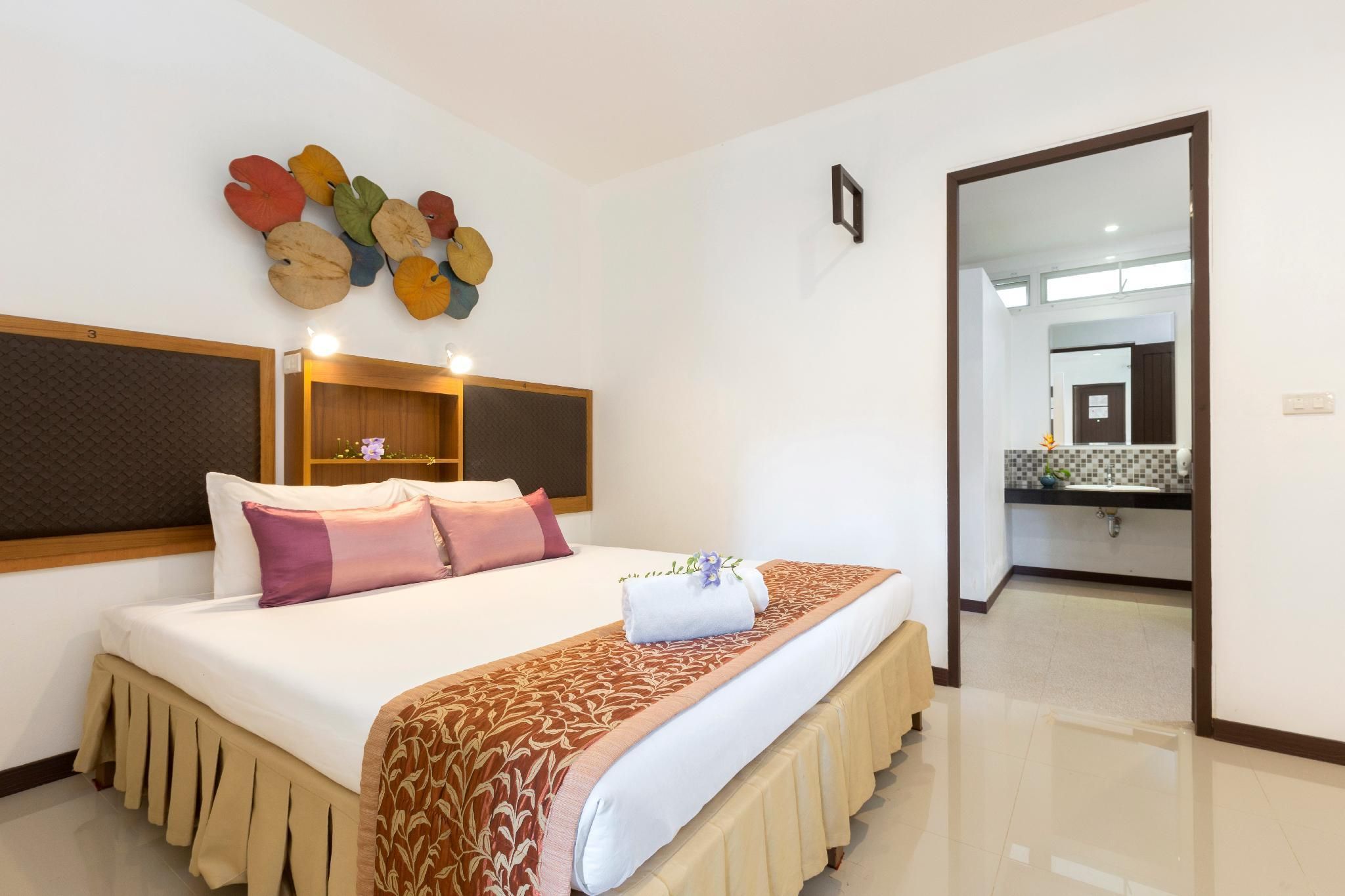 2 Bedrooms Apartment