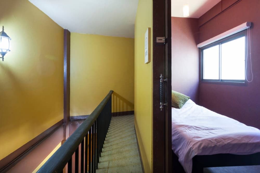Buri Hotel and Hostel Private Room 2