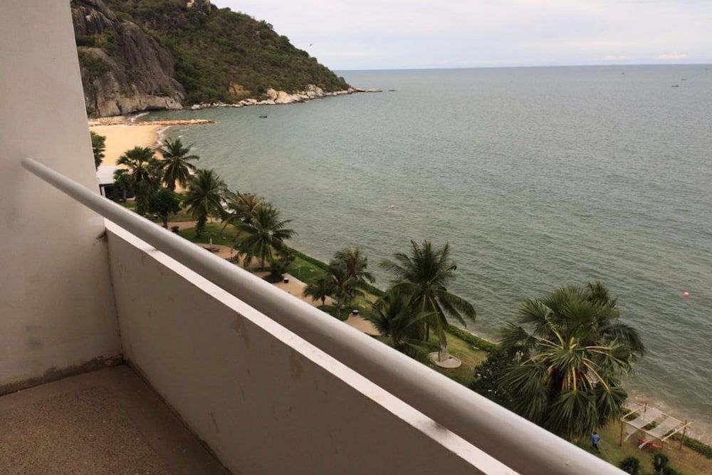 Milford Paradise - No.200 Basic Studio 10