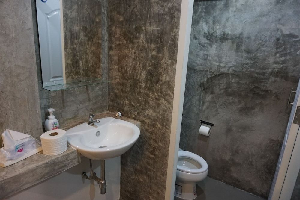 Rabbitat Hostel Private Room 2