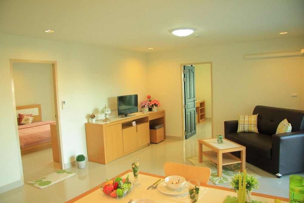 undefined iPREMIUM Sukhumvit 81 8