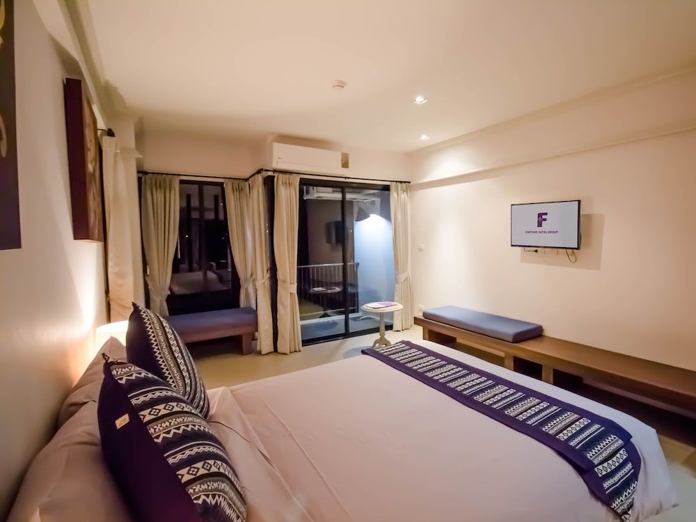 Executive Room