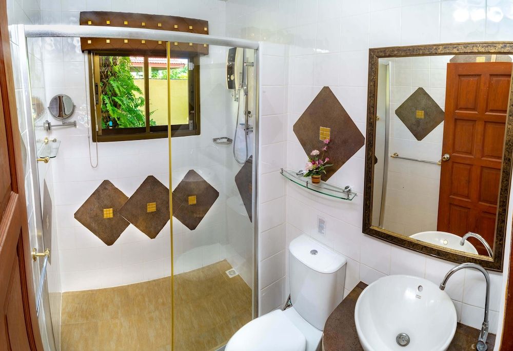 Coconut Paradise Villas Luxury Villa, 5 Bedrooms, Private Pool 18