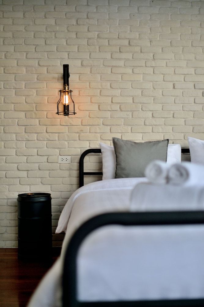 The Rommanee Classic Guesthouse Deluxe Double Room 10