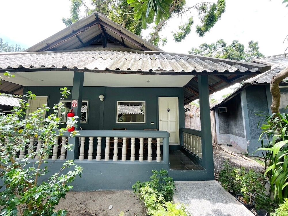 undefined Let's Hyde Pattaya Resort & Villas 3