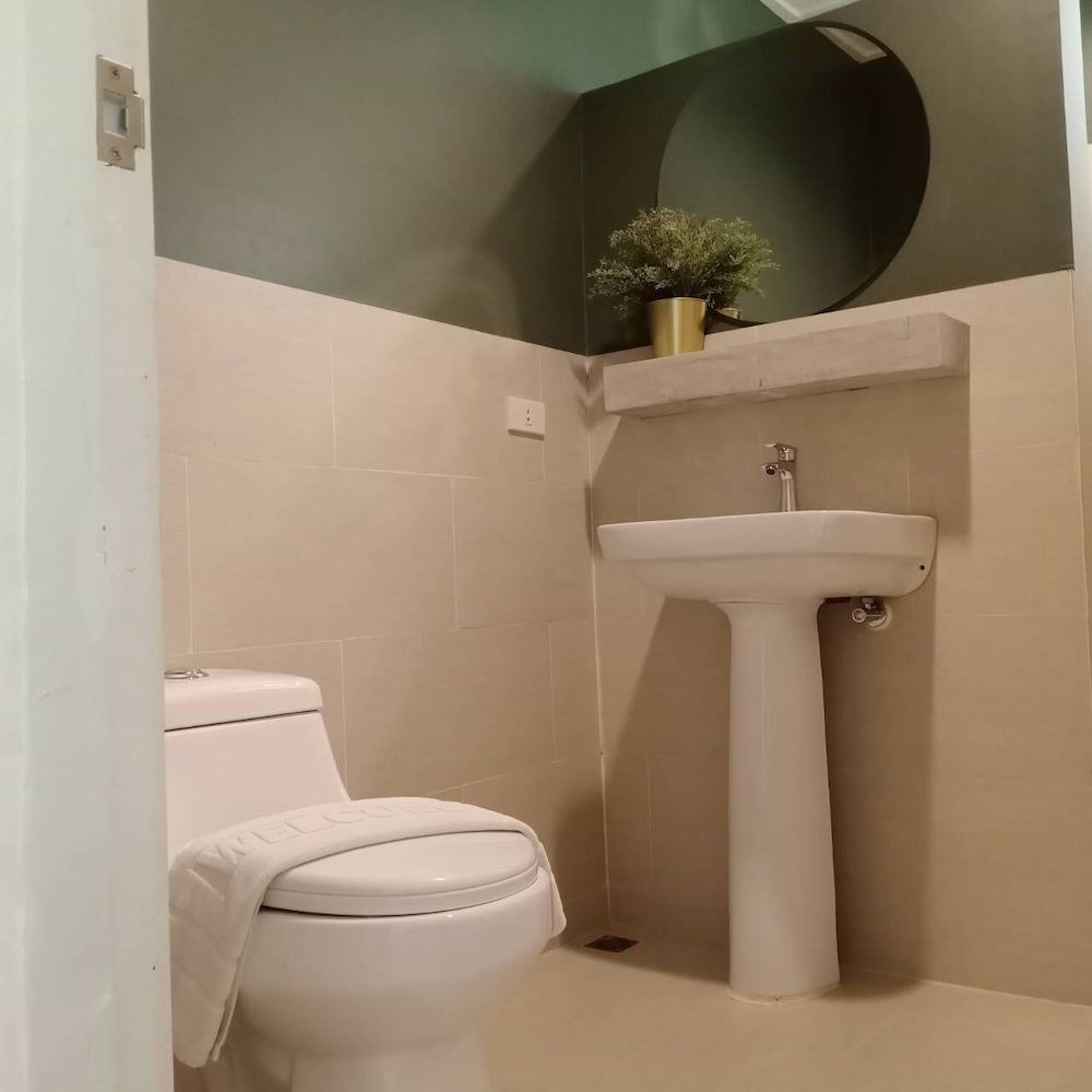 undefined Let's Hyde Pattaya Resort & Villas 8