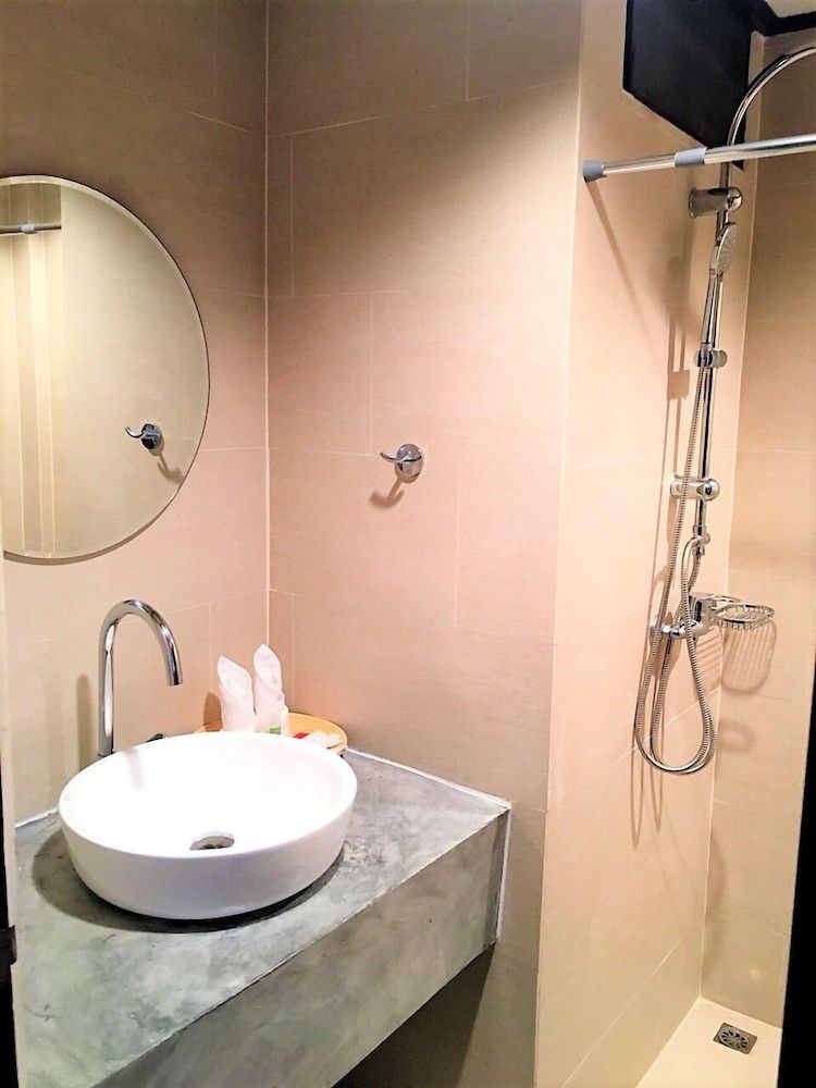 Let's Hyde Pattaya Resort & Villas Standard ROH Garden 9