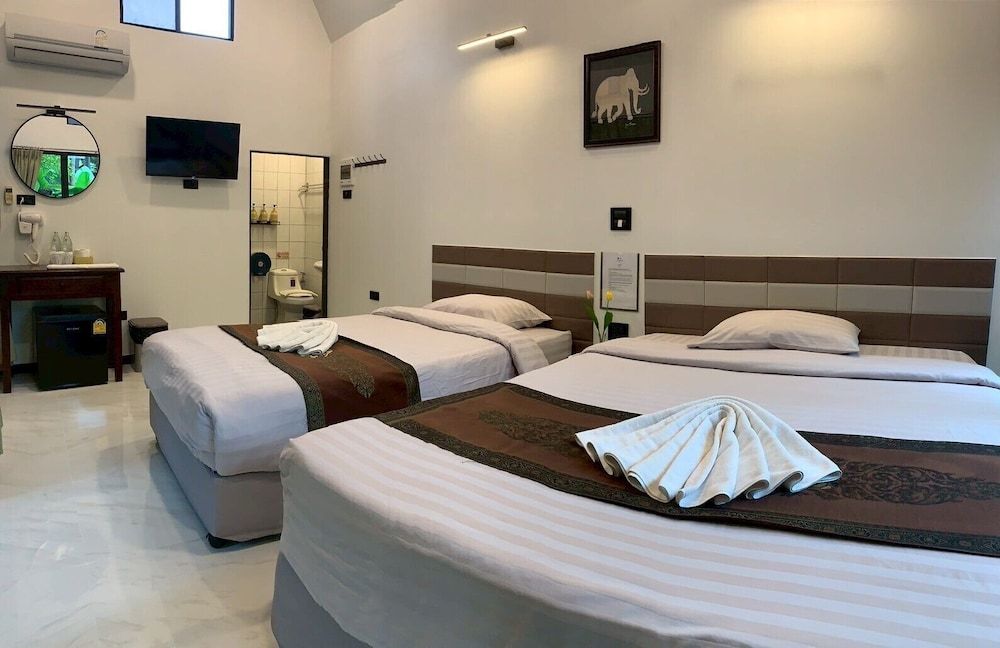 Standard Room, 2 Queen Beds