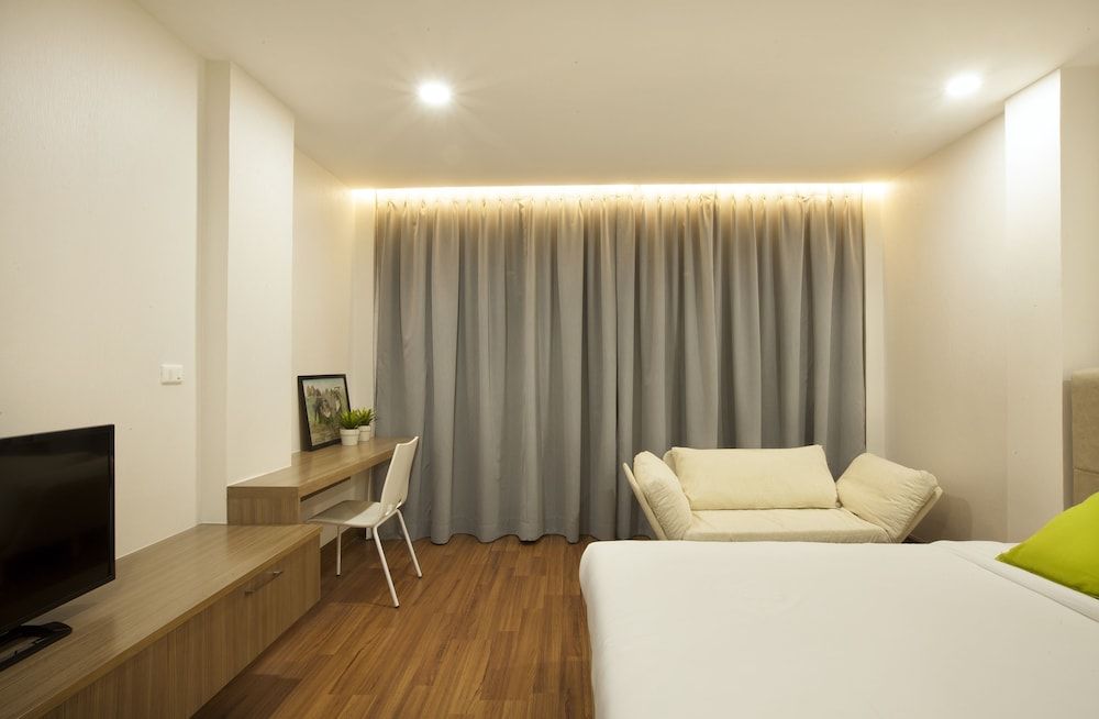 Boone Place Superior Double Room 8