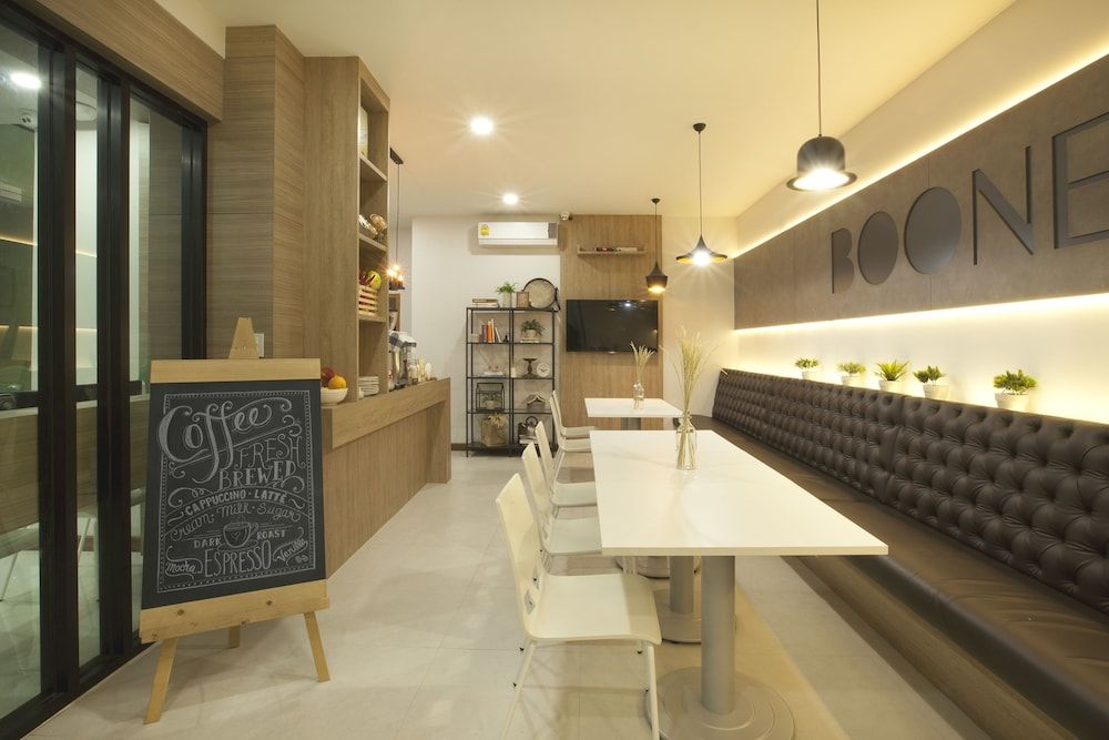 undefined Boone Place 3