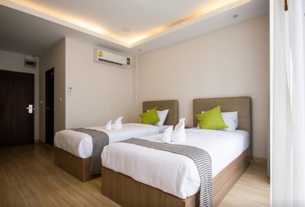 undefined Boone Place 9