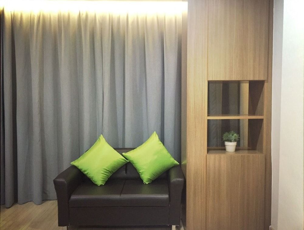 Boone Place Superior Double Room 9