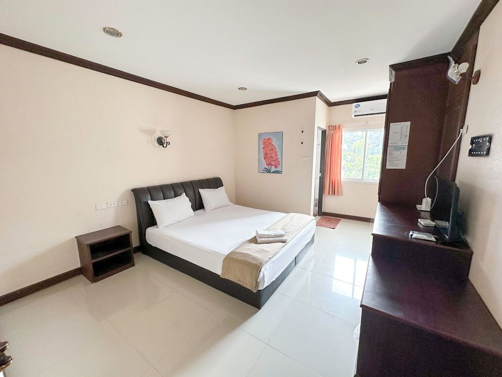Baiboon Grand Hotel Standard Double Room