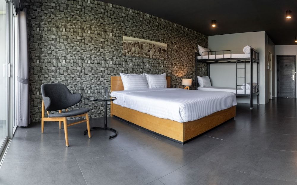 undefined Get Zleep Premium Budget Hotel 6