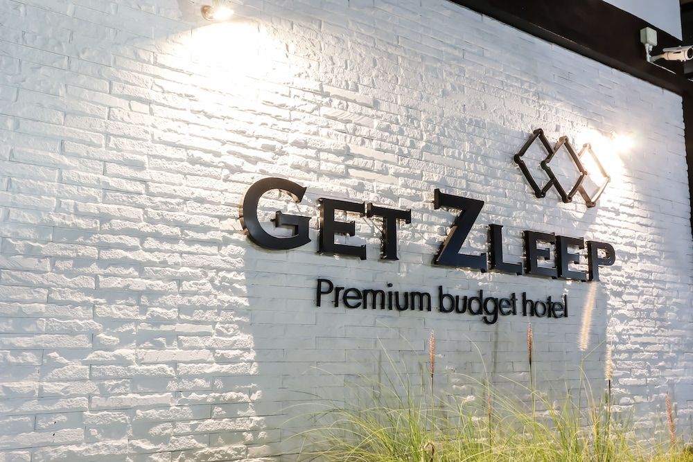undefined Get Zleep Premium Budget Hotel 7
