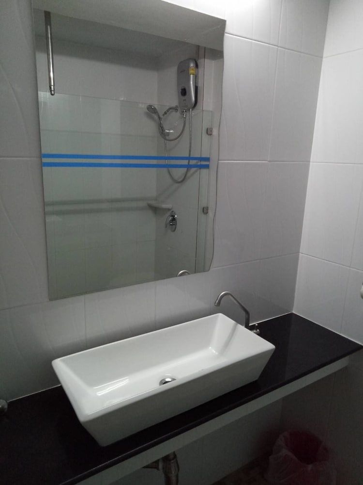 Nanchao Hotel Deluxe Double Room 6