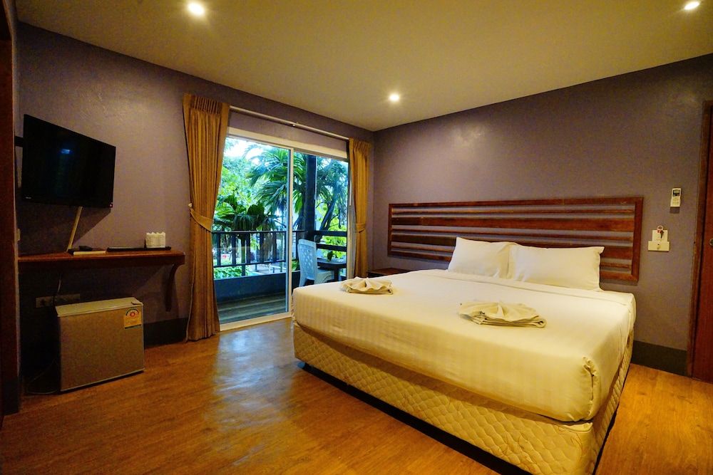 undefined Apple Beachfront Resort 2