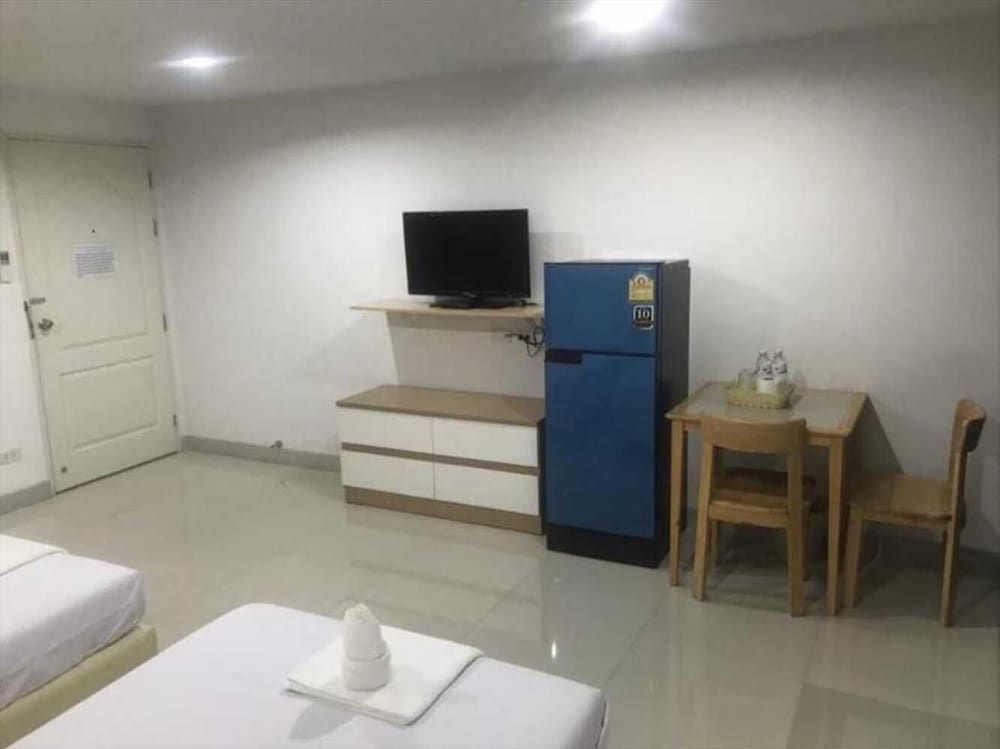 Collection O Siam Privi Hotel Superior Twin Room 4