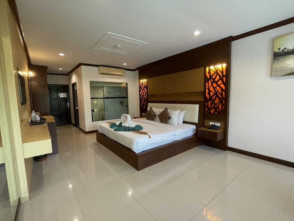 undefined Chivatara Resort & Spa Bang Tao Beach 4