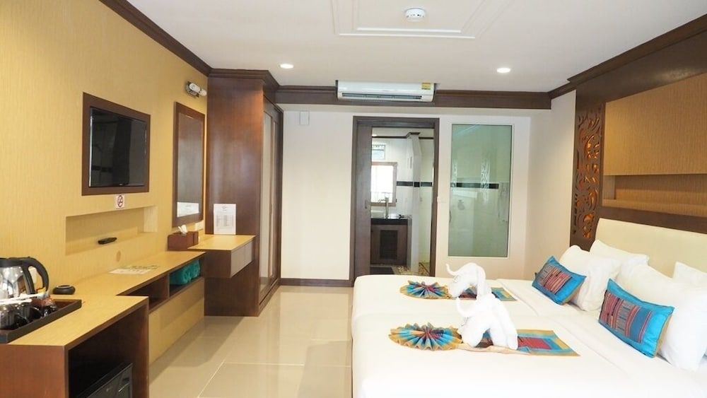 undefined Chivatara Resort & Spa Bang Tao Beach 7