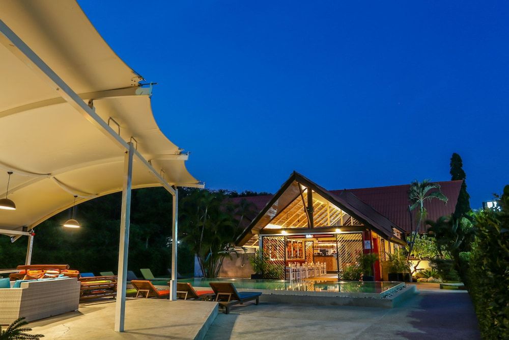 undefined Naiharn Beach Resort 8