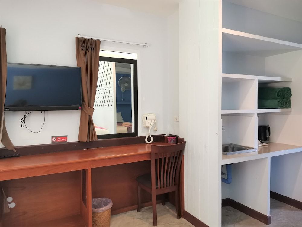 Lanta For Rest Boutique Deluxe Family Bungalow Garden View 8