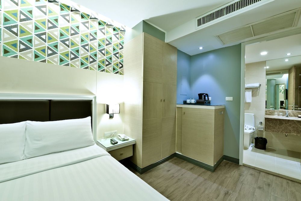 Prestige Suites Nana Standard Double 2