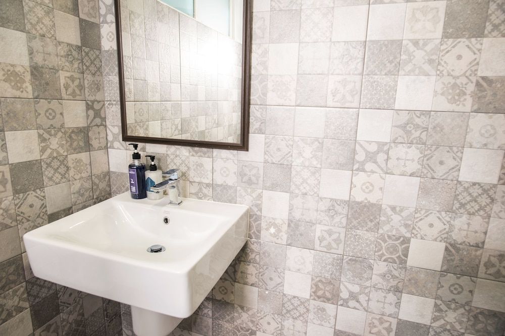 Thapae Happy House Standard Double Room 4