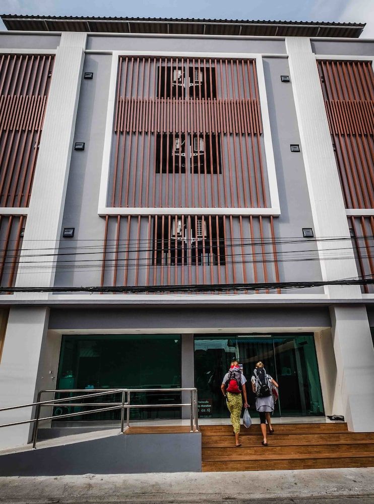 undefined Don Muang Hotel 4