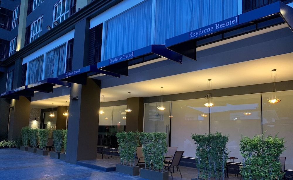 undefined Sky Dome Resotel 10