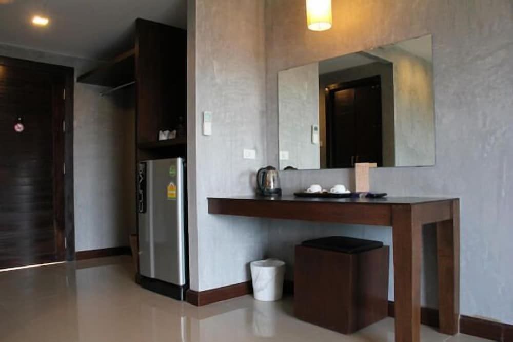 Chalicha Resort Deluxe Twin Room (Building) 2