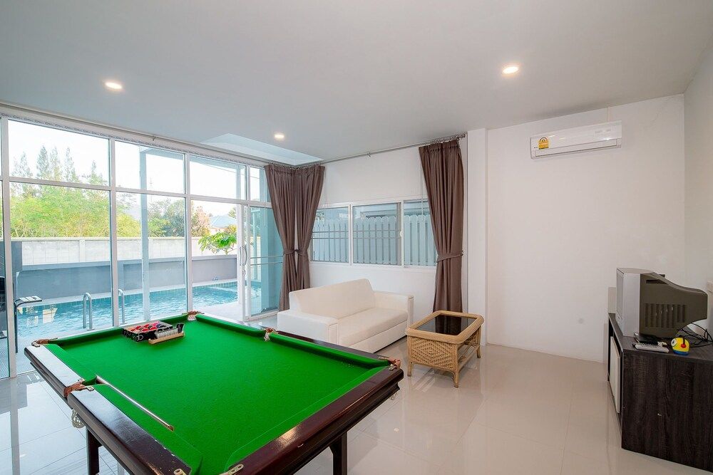 Mondara Vacation Home Six Bedrooms House Family Pool Villa 21