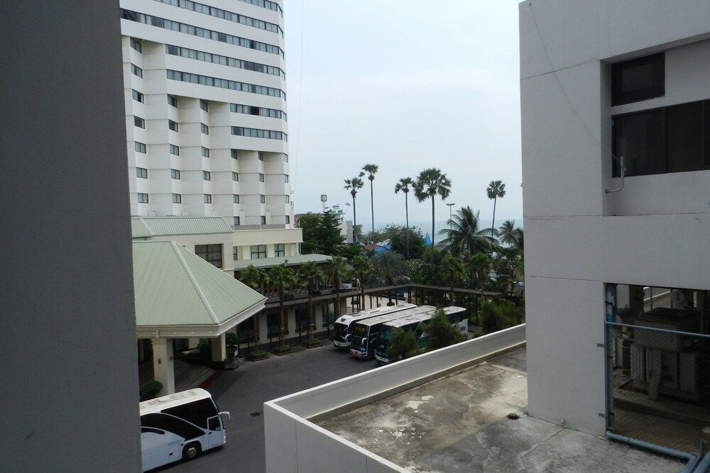 Apartments Alex Group NEOcondo Pattaya Apartment no view from the balcony 509 10