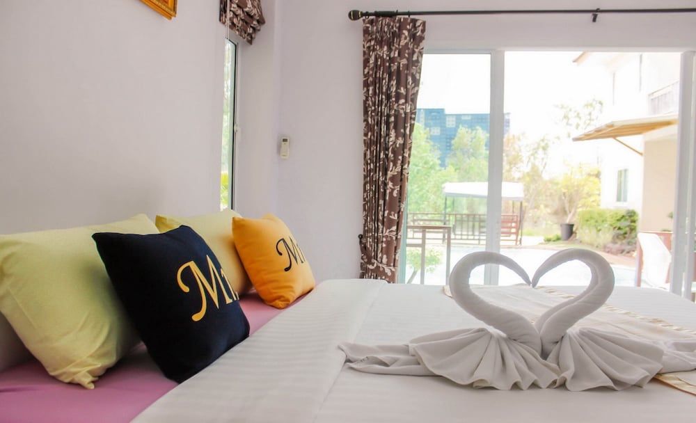 undefined Charm Resort Cha-am