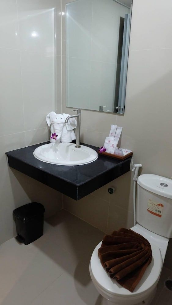 Baron Residence Bangkok Superior B 4