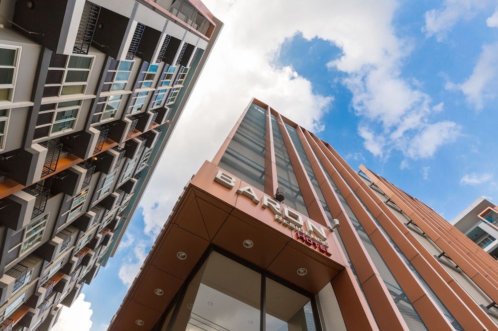 undefined Baron Residence Bangkok 6