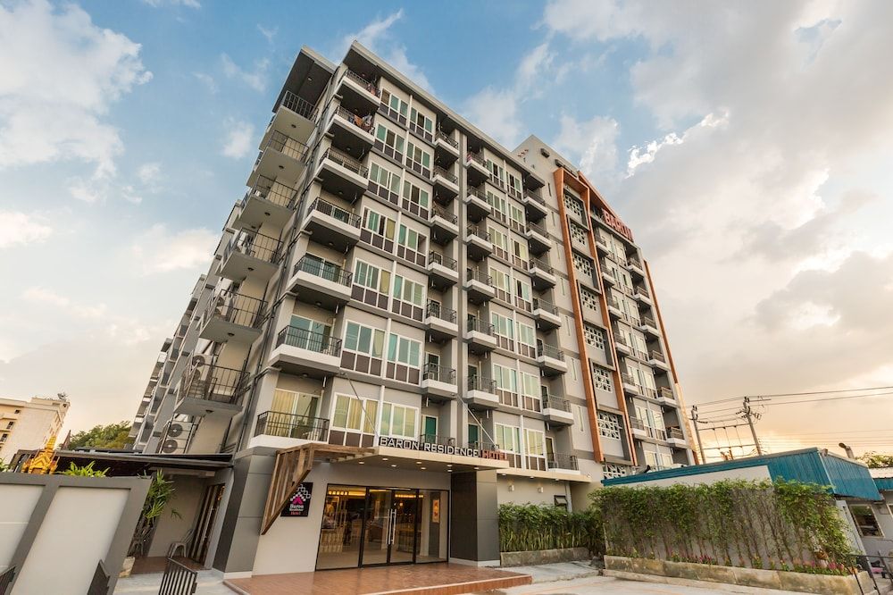 undefined Baron Residence Bangkok 8