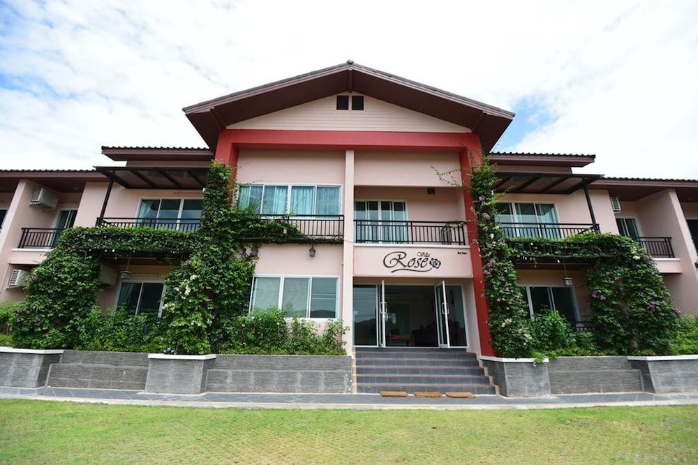 undefined Rose Villa Resort 2
