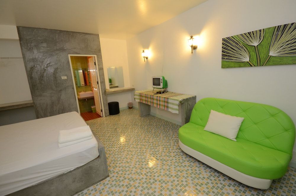 undefined Baan Suan Leela 6