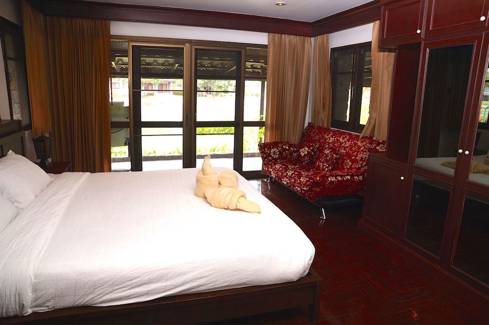 Rayong Rental Pool Villas Romantic Pool Villa