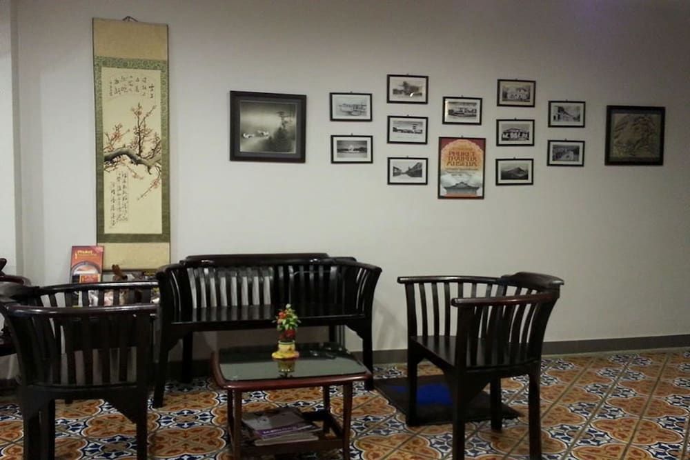 undefined Ming Shou Boutique House 10