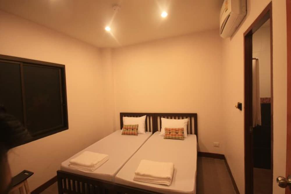 undefined Ming Shou Boutique House 7