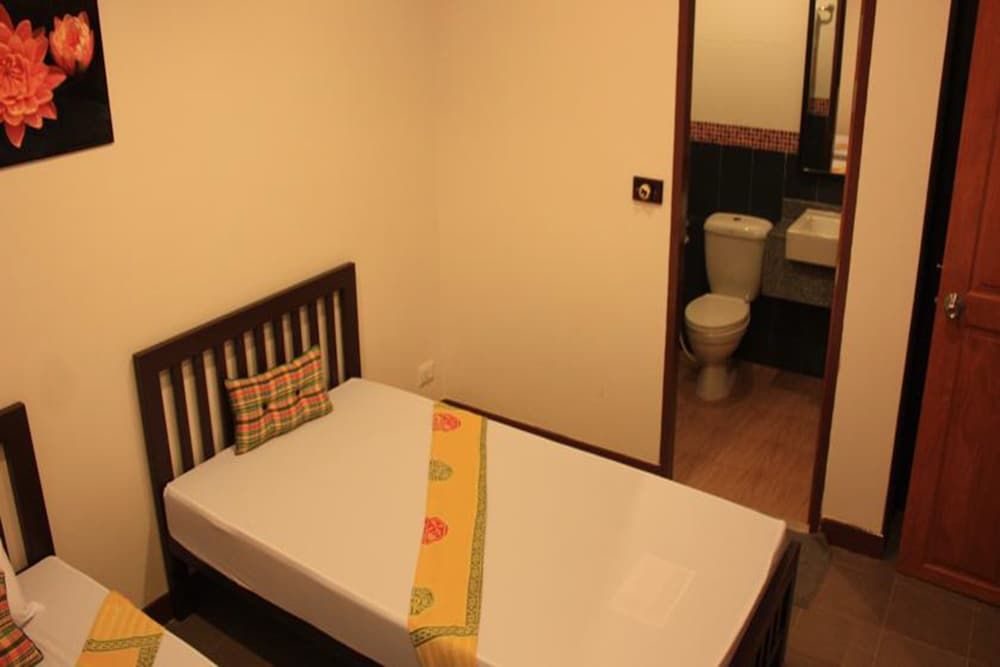 Ming Shou Boutique House Twin Room 8