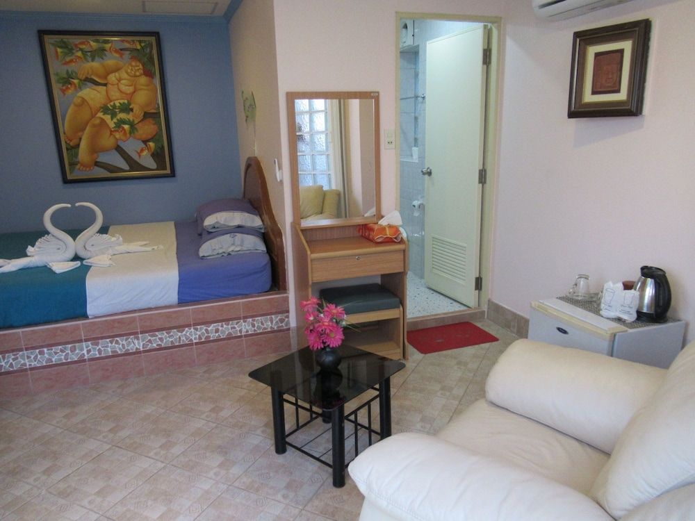 Villa Oranje Pattaya Economy Room 2