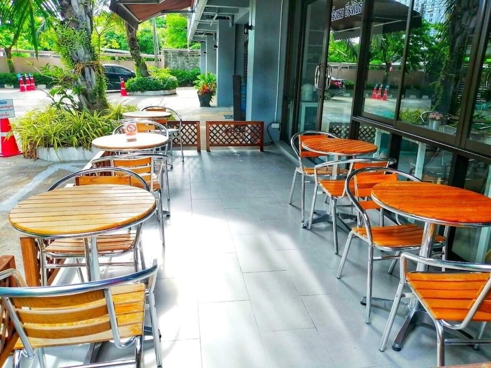 undefined Beerapan Hotel 4