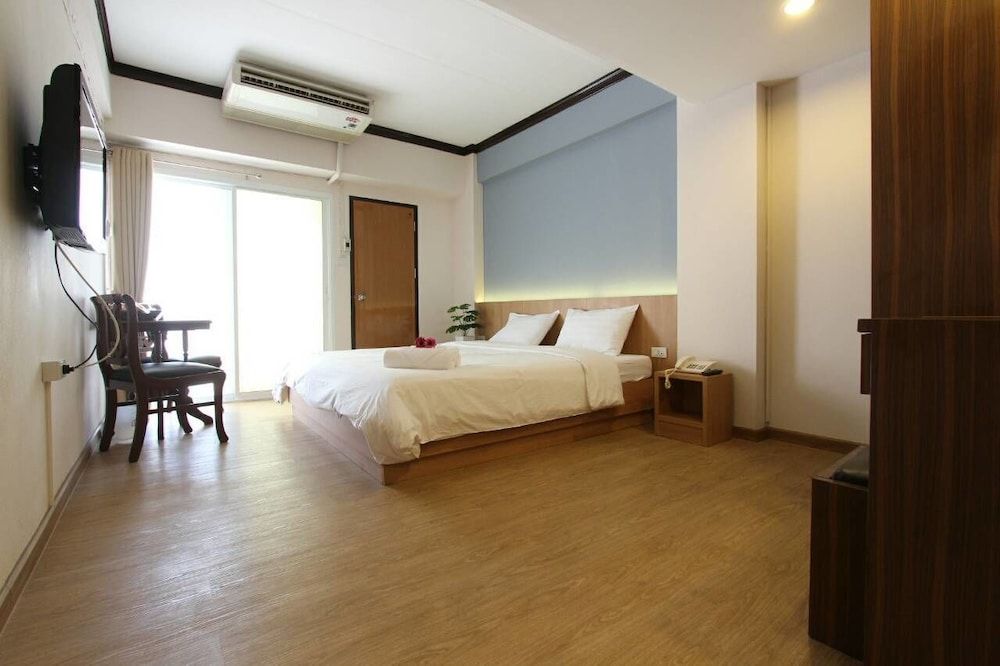 undefined Beerapan Hotel 8