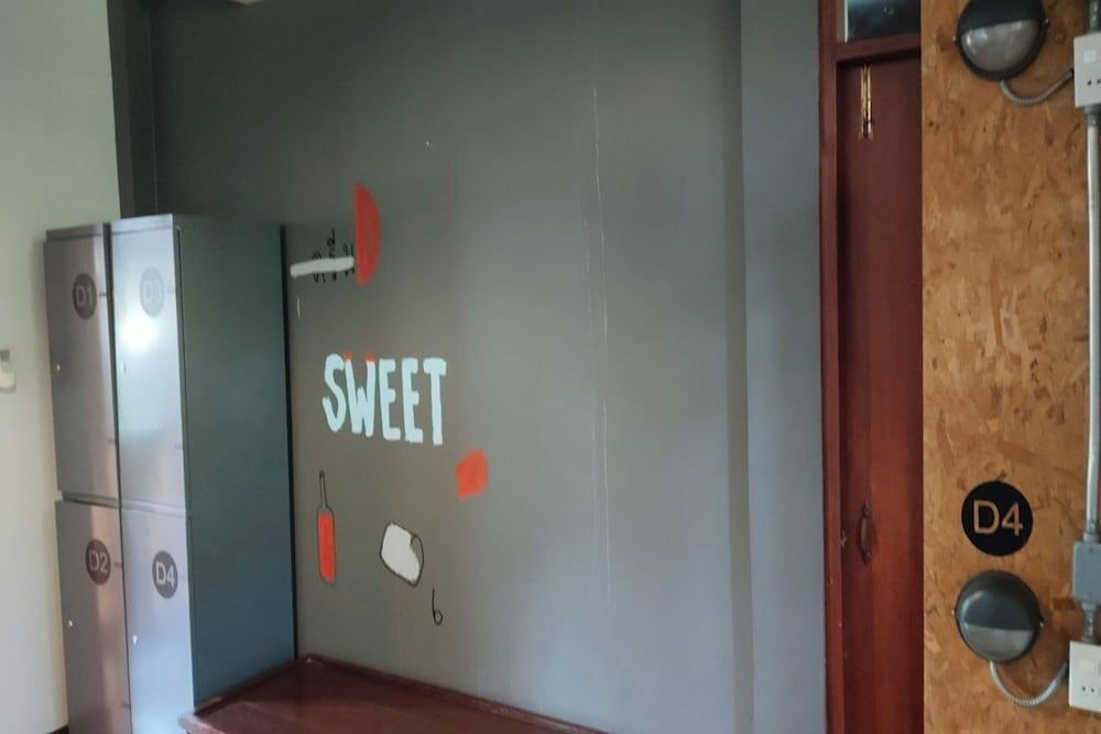 Chiang Mai D Hostel Shared Dormitory, Shared Bathroom 8