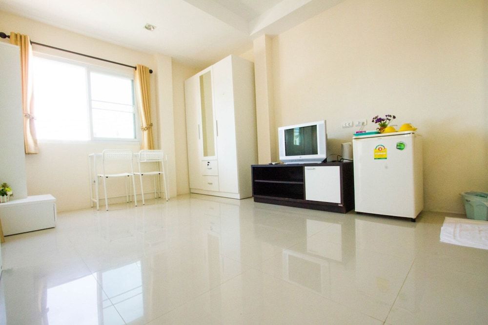 Lotus Suite Hua Hin Standard Room 14